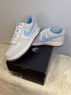Nike Air Force 1 '07 LV8 Photon Dust/Psychic Blue/White IB6388-002